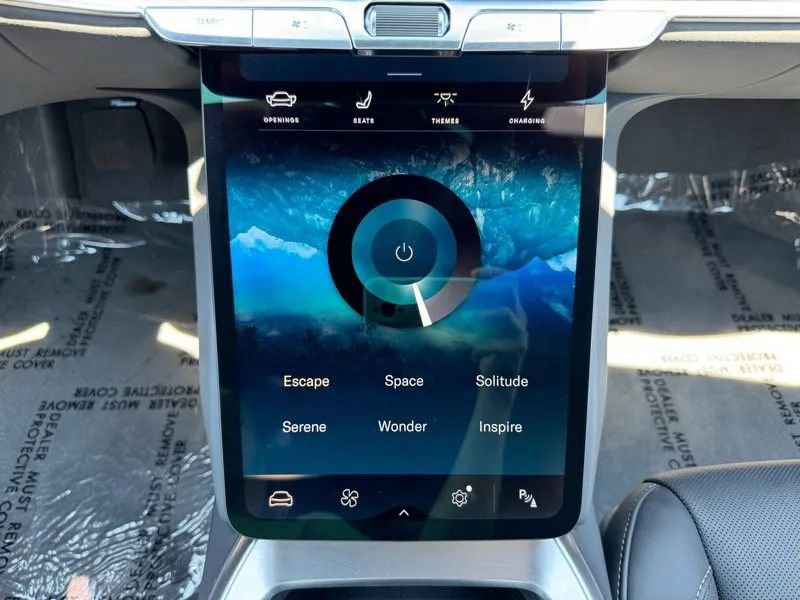 Used 2023 Lucid Air Pure AWD/4WD image 38