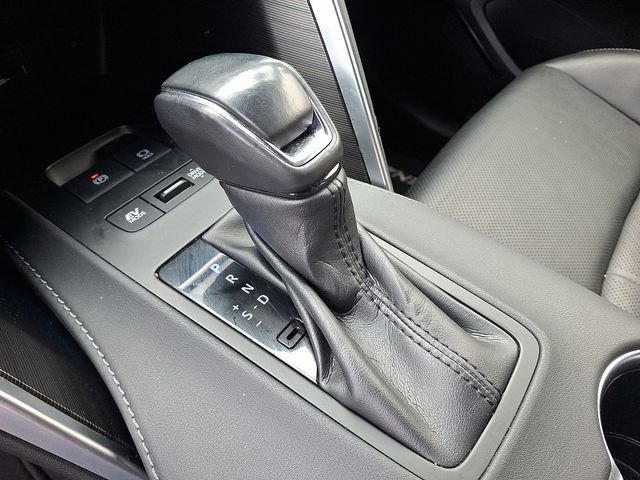 Used 2021 Toyota Venza XLE image 17