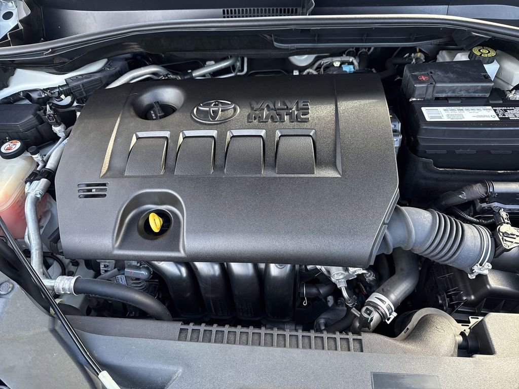 Used 2020 Toyota C-HR XLE image 14