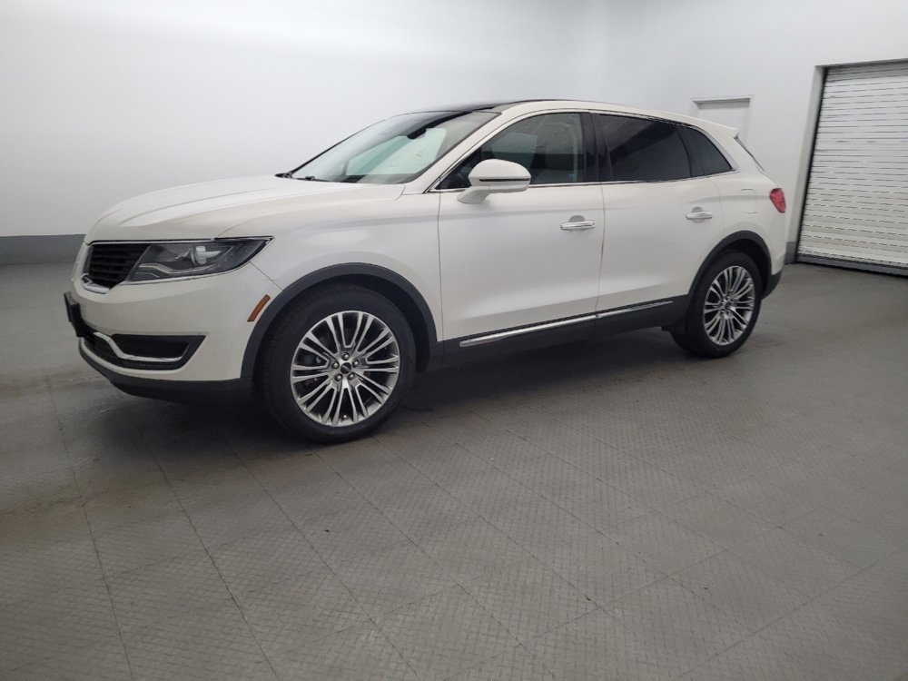 Used 2016 Lincoln MKX Reserve w/ Driver Assistance Package AWD/4WD image 2