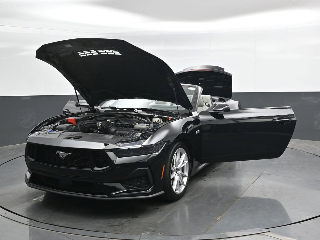Used 2025 Ford Mustang GT Premium RWD image 48