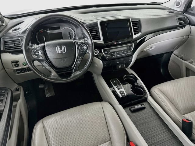 Used 2017 Honda Pilot Elite image 33
