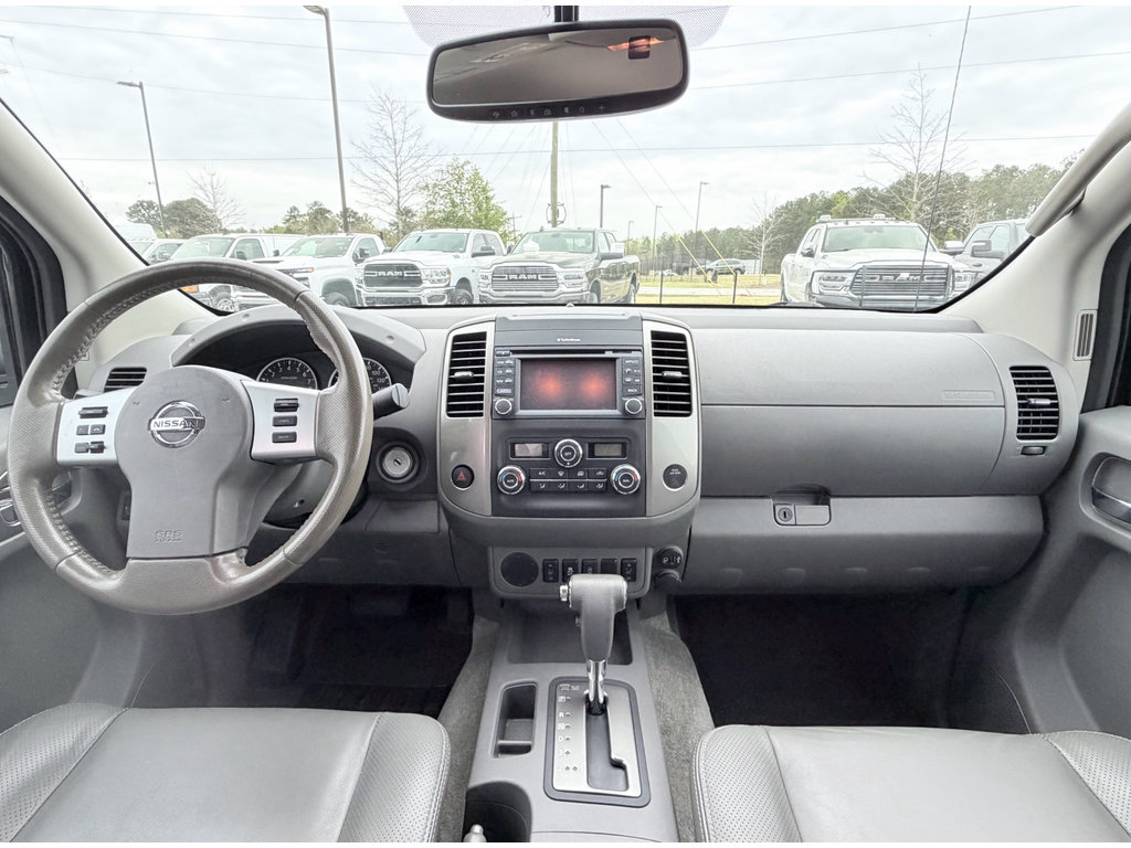 Used 2017 Nissan Frontier SL image 10