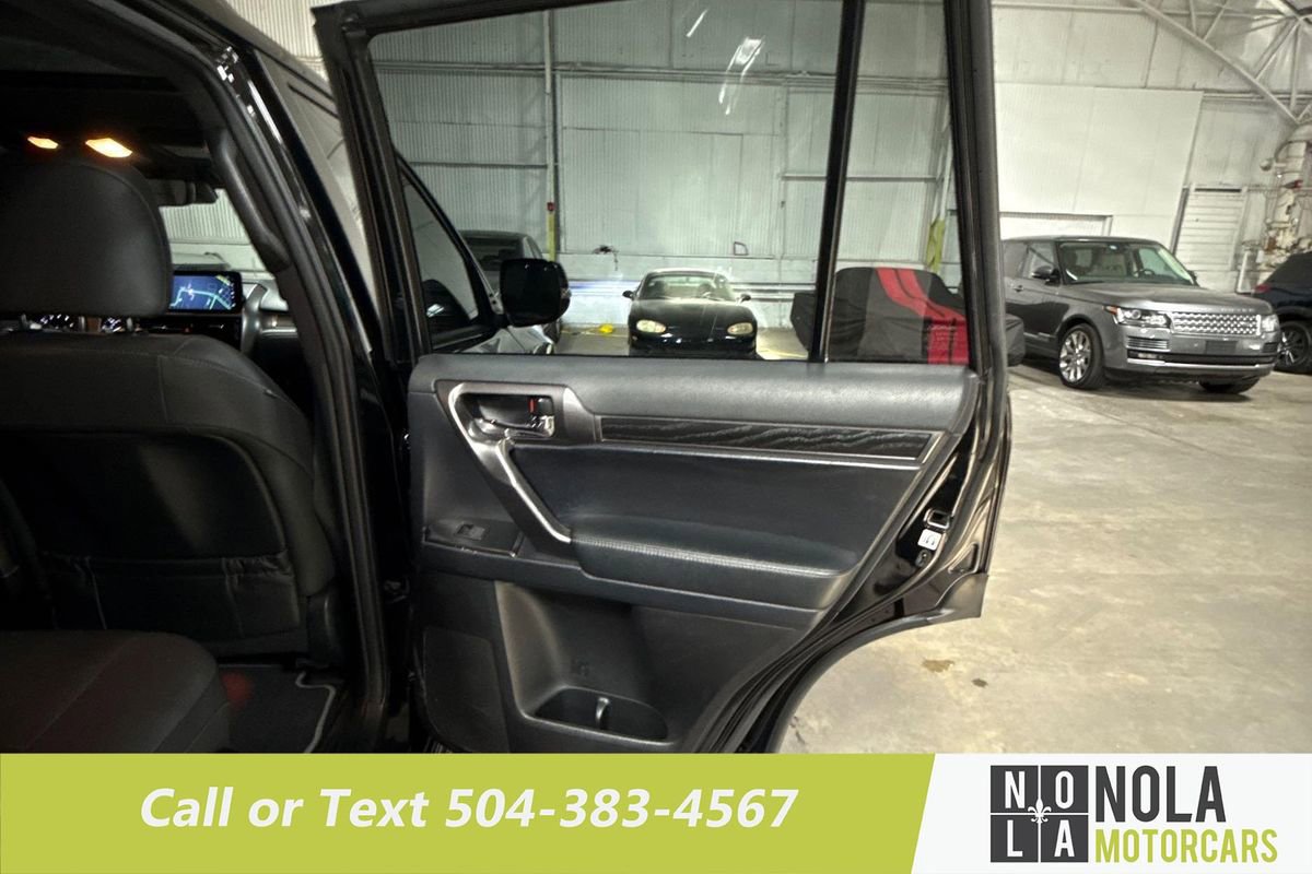 Used 2022 Lexus GX 460 image 25