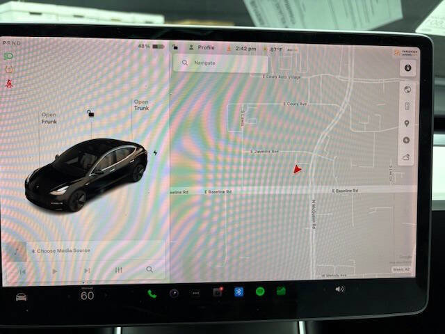 Used 2018 Tesla Model 3 Long Range image 16