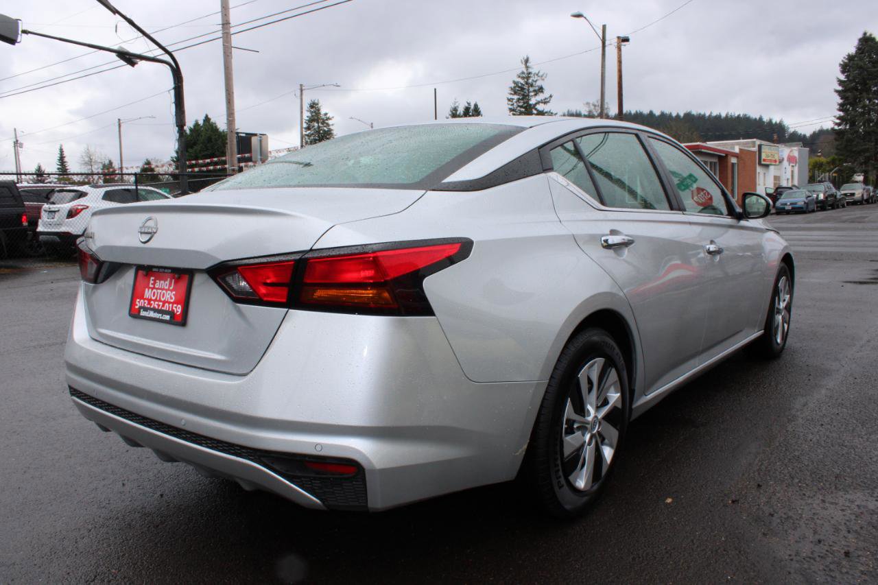 Used 2023 Nissan Altima 2.5 S image 6