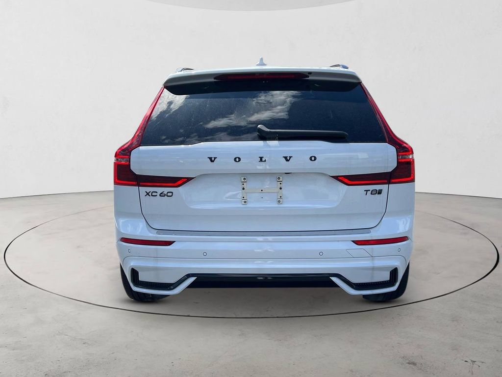 New 2026 Volvo XC60 T8 Ultra w/ Protection Package Premier AWD/4WD image 4