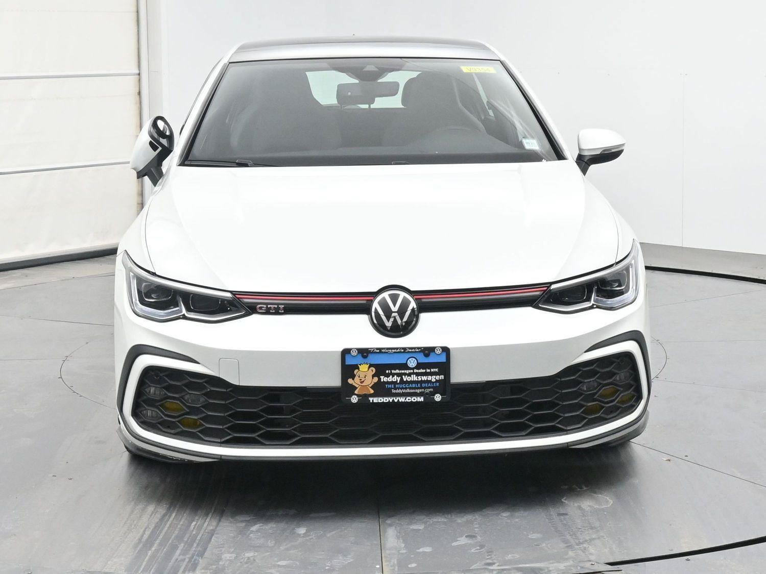 Used 2023 Volkswagen GTI SE FWD image 30