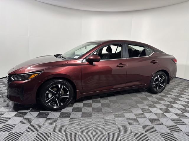 Used 2025 Nissan Sentra SV image 3