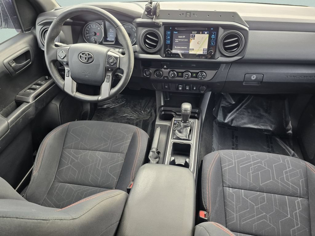 Used 2019 Toyota Tacoma TRD Off-Road AWD/4WD image 29
