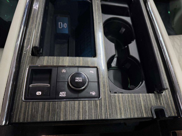 Used 2020 Lincoln Navigator L Black Label w/ Cargo Convenience Package image 32