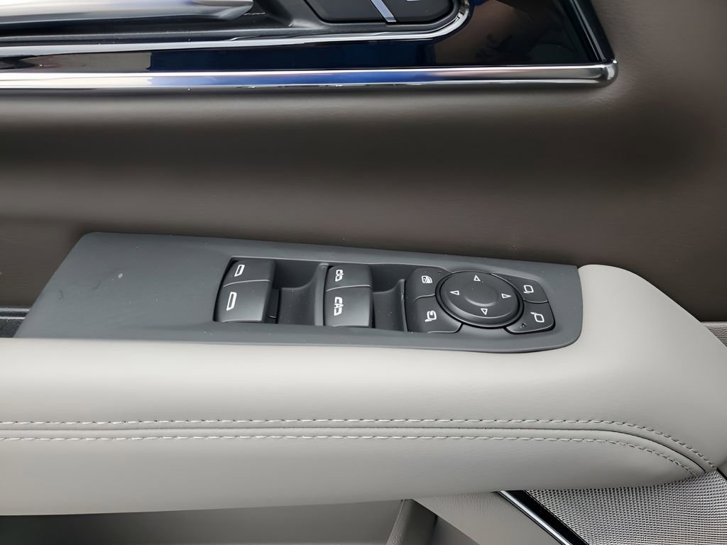 New 2026 GMC Yukon XL Elevation AWD/4WD image 28