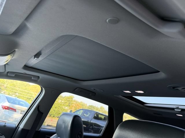 Certified 2020 Buick Enclave Premium w/ Sun and Sites Package FWD image 13