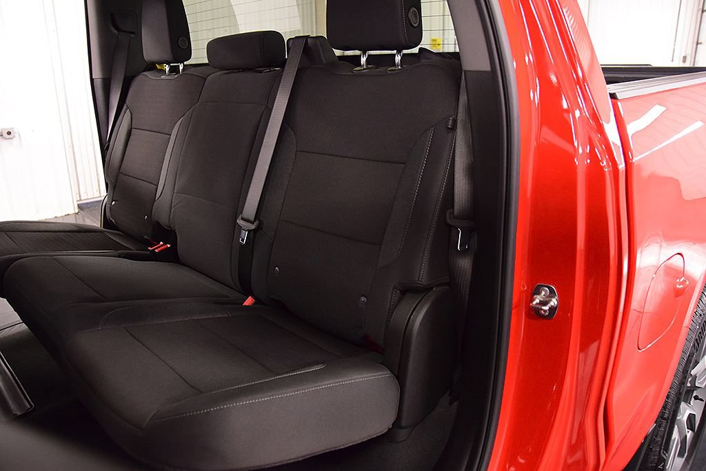 Used 2025 Chevrolet Silverado 1500 LT AWD/4WD image 31