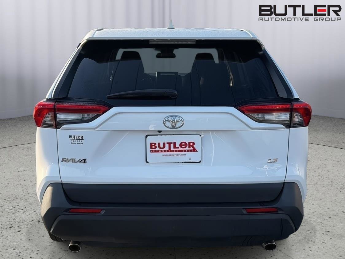 Certified 2024 Toyota RAV4 LE FWD image 5