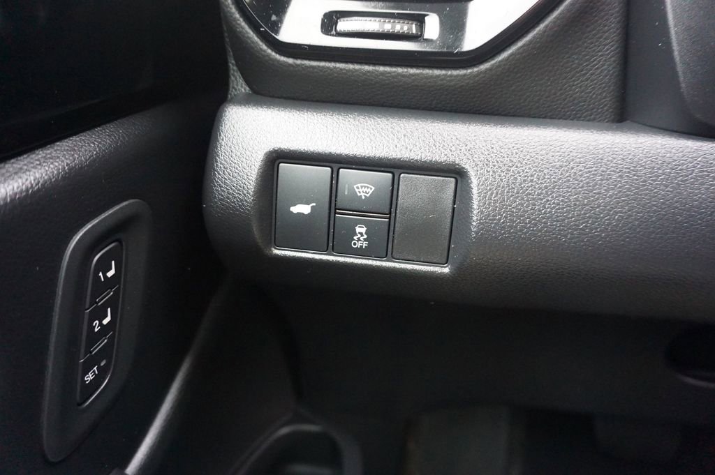 Used 2024 Honda Pilot TrailSport image 5