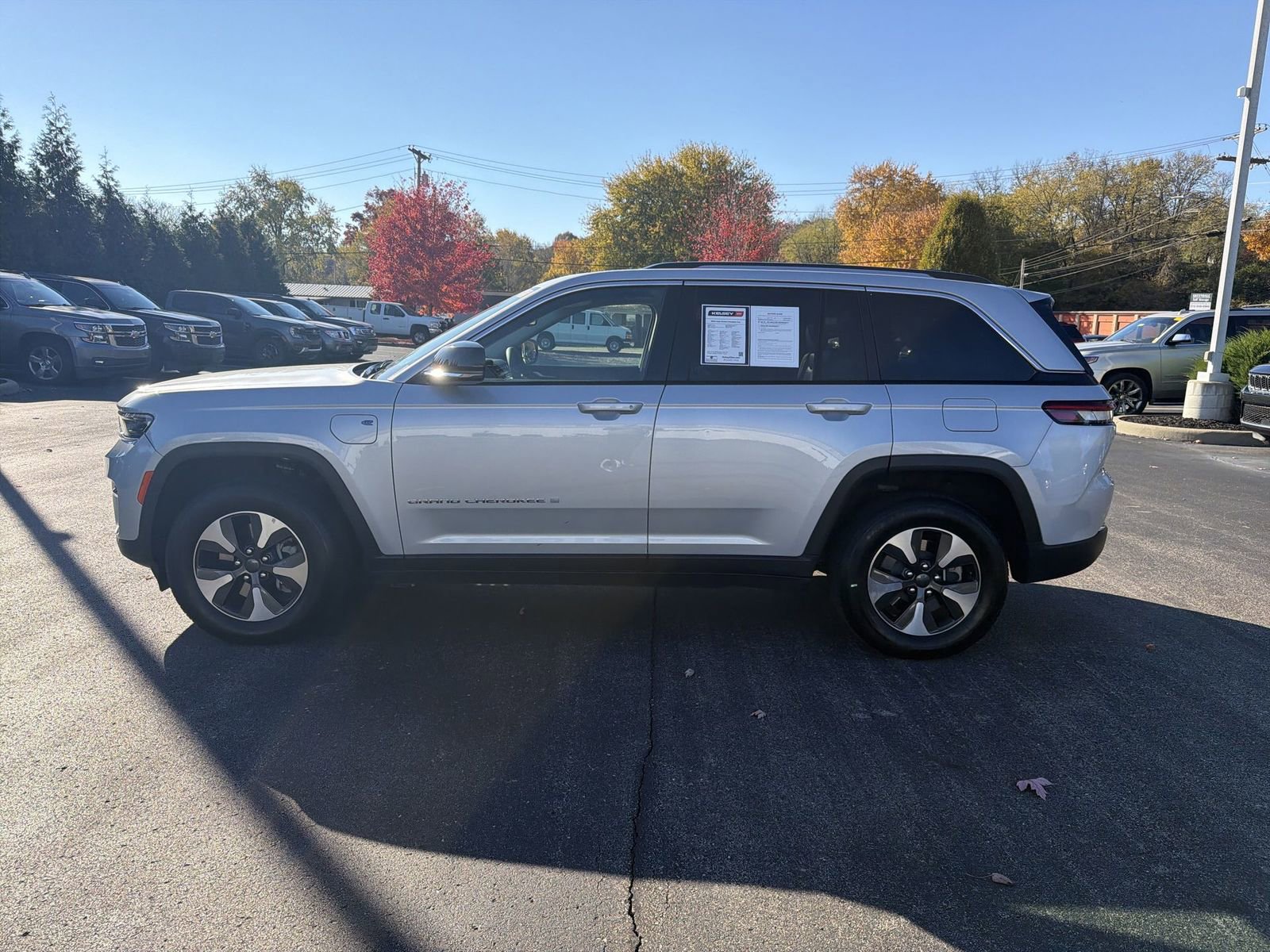 Used 2024 Jeep Grand Cherokee Limited 4xe image 5