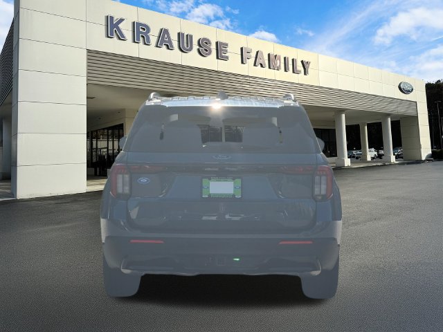 New 2026 Ford Explorer ST-Line w/ ST-Line Street Pack RWD image 7