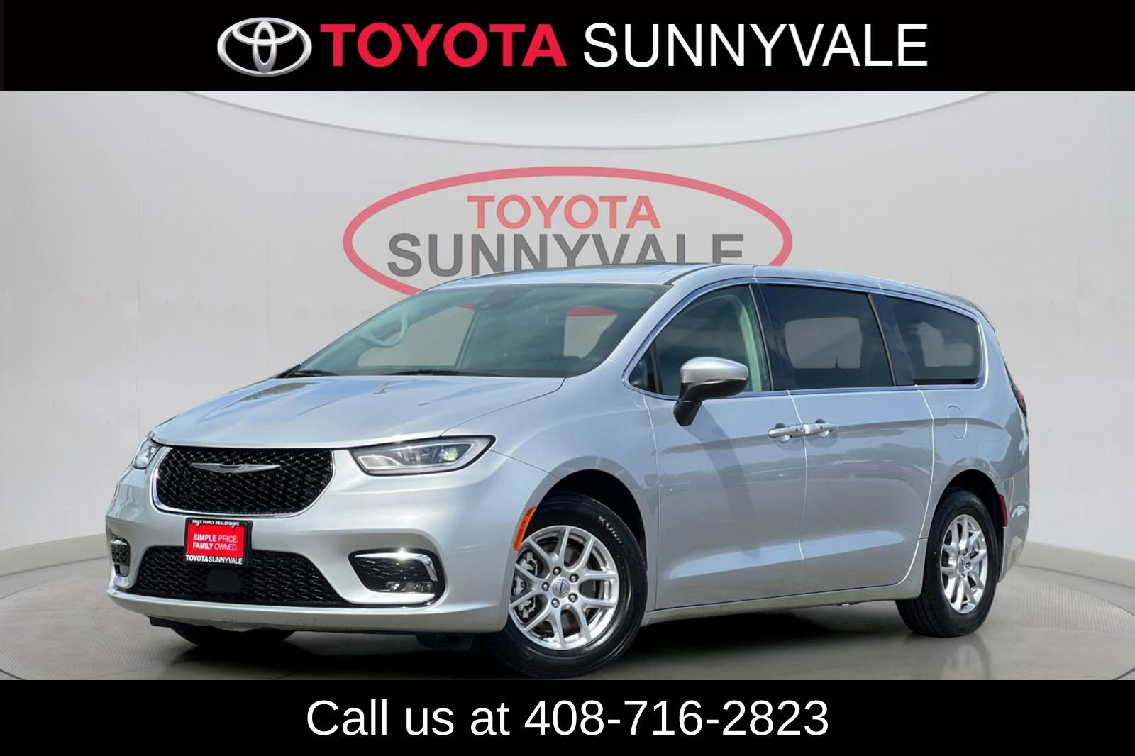 Used 2023 Chrysler Pacifica Touring-L