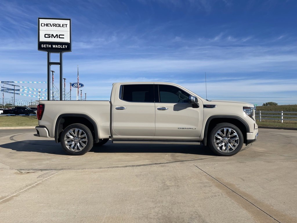 New 2026 GMC Sierra 1500 Denali image 2