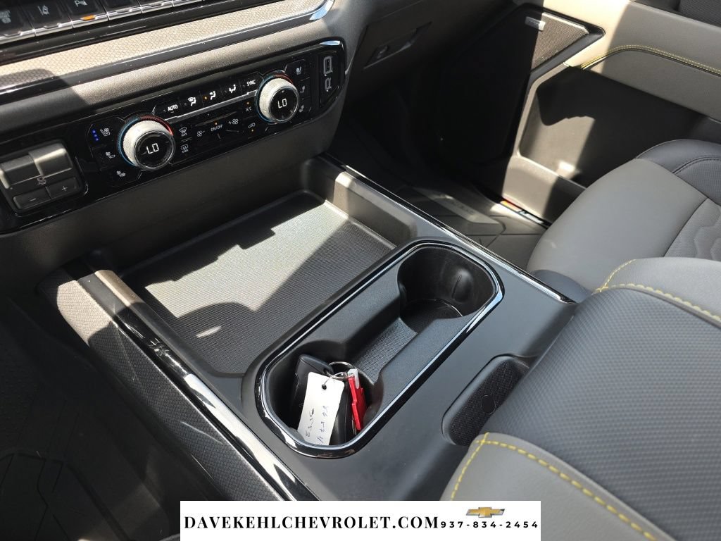 Used 2026 Chevrolet Silverado 2500 ZR2 AWD/4WD image 16