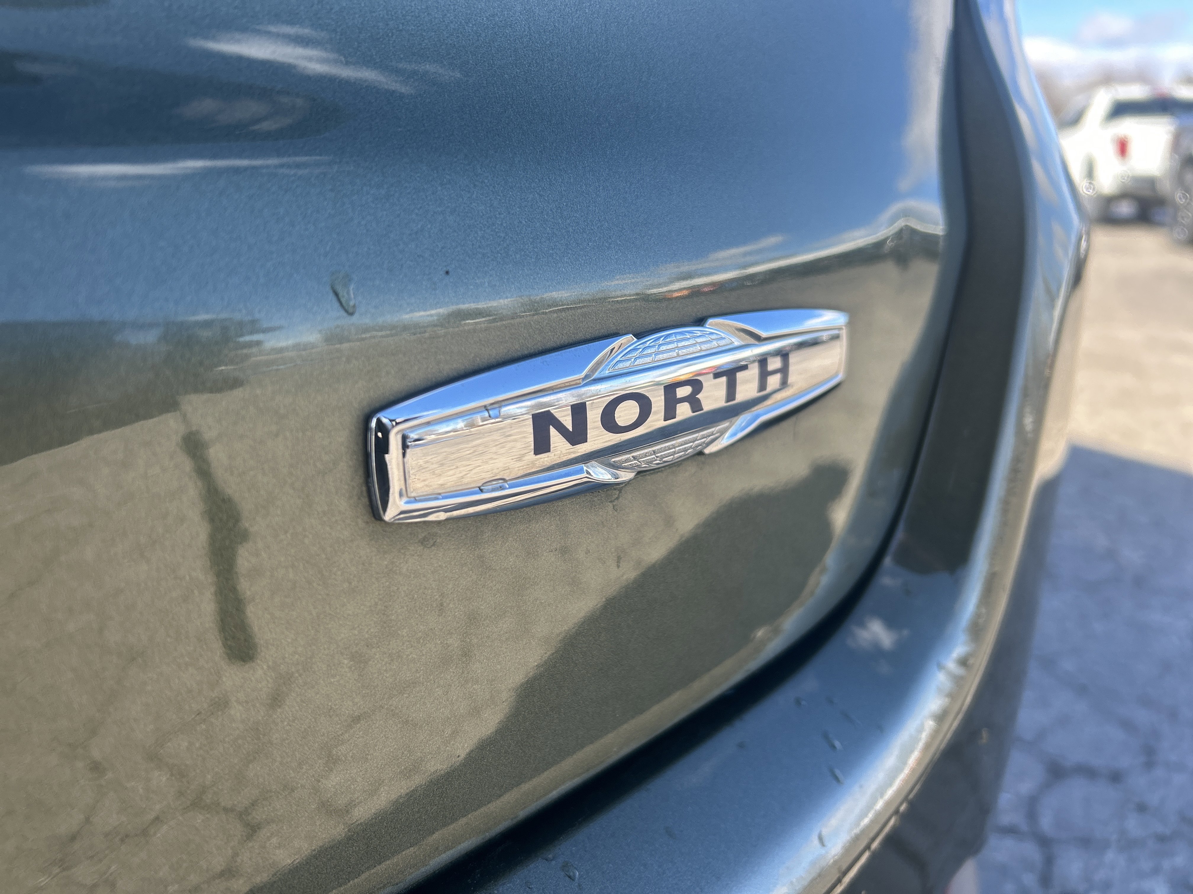 Used 2020 Jeep Compass Sport image 32