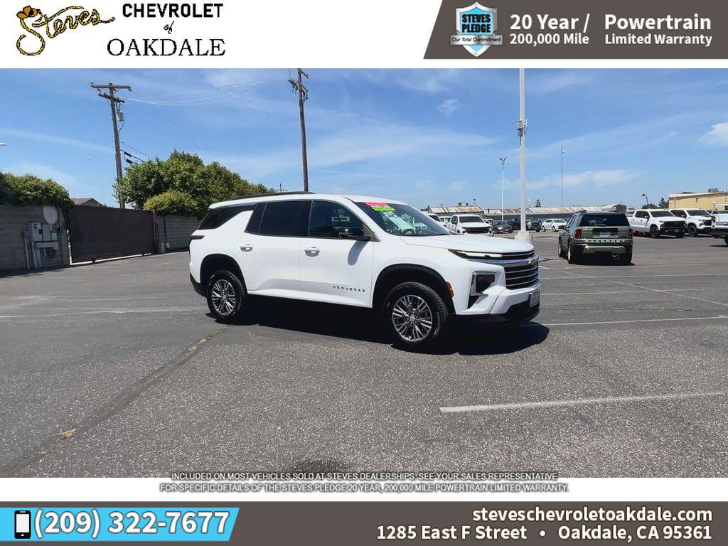Certified 2025 Chevrolet Traverse LT AWD/4WD image 2