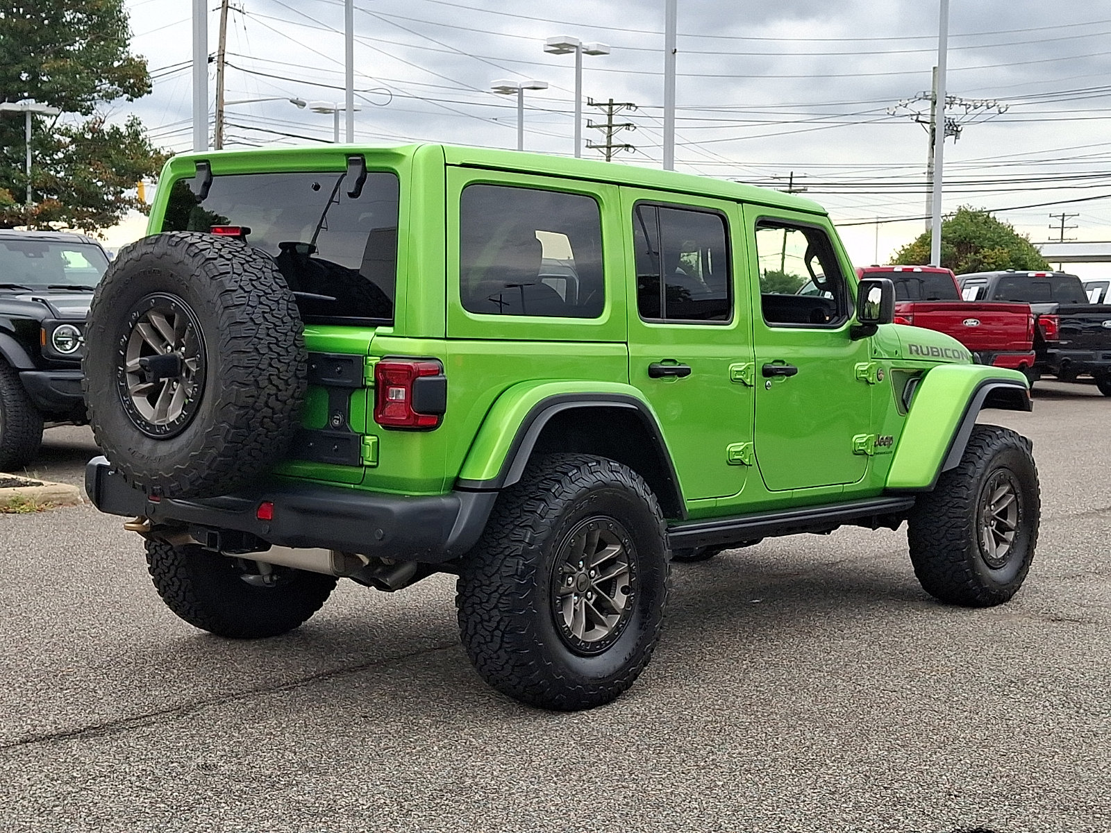 Used 2025 Jeep Wrangler Unlimited Rubicon 392 AWD/4WD image 11