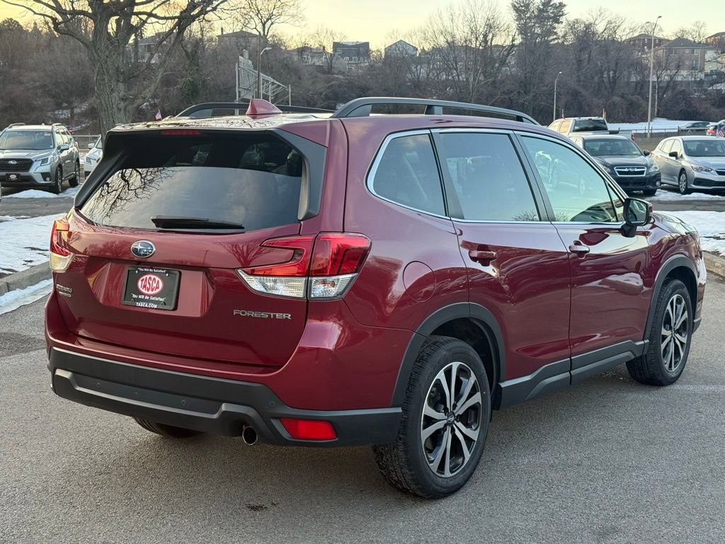 Used 2020 Subaru Forester Limited AWD/4WD image 6