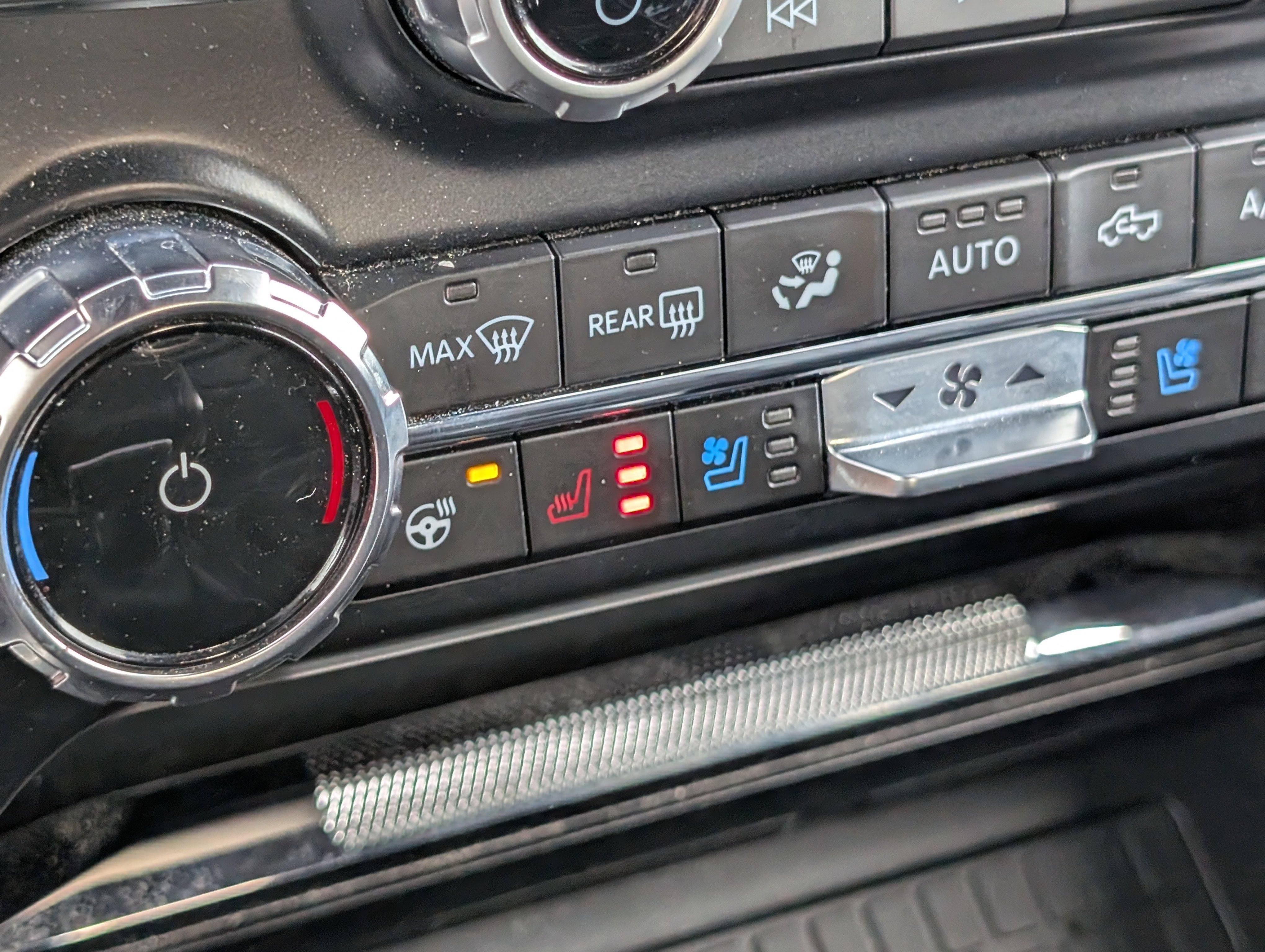 Used 2024 Ford F150 Lariat w/ Equipment Group 502A High image 20