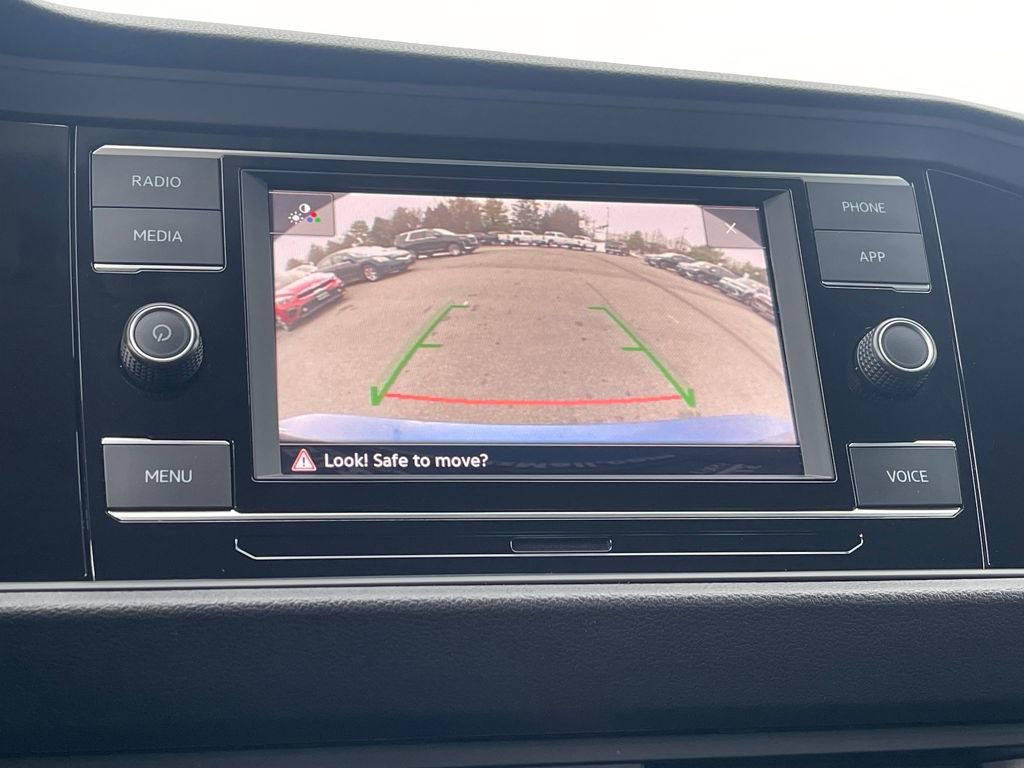 Used 2024 Volkswagen Jetta SE FWD image 21