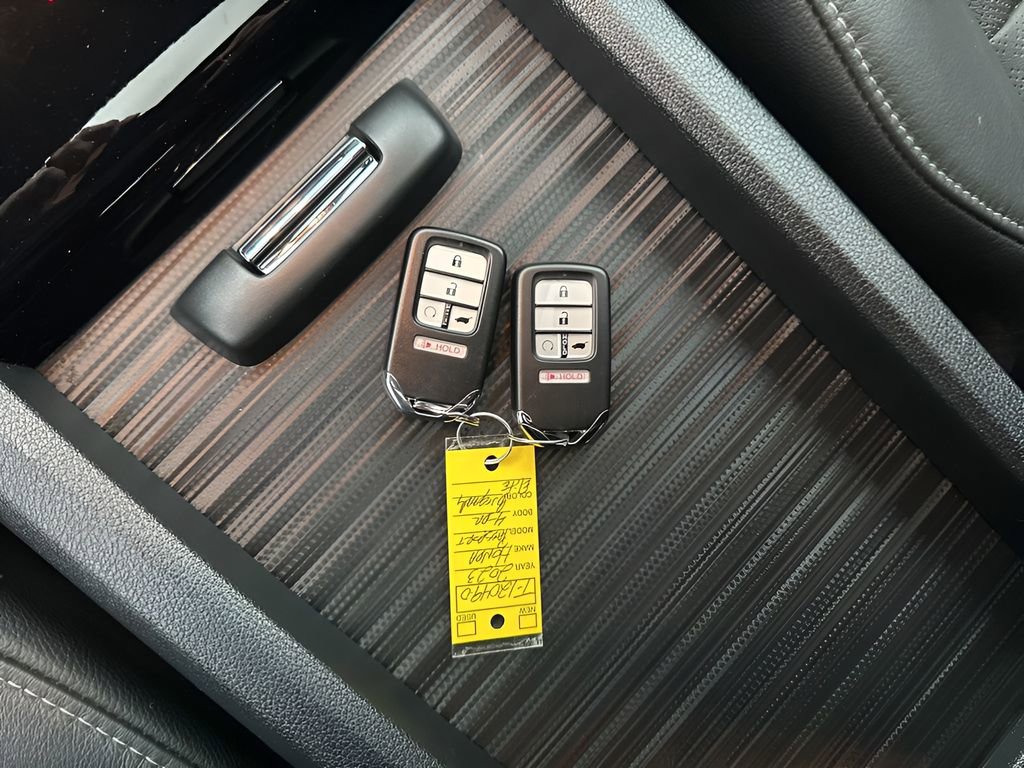 Used 2023 Honda Passport Elite image 38