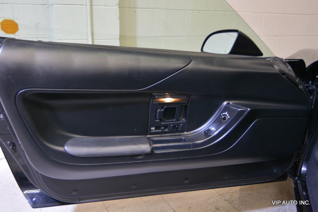 Used 1994 Chevrolet Corvette Coupe image 7