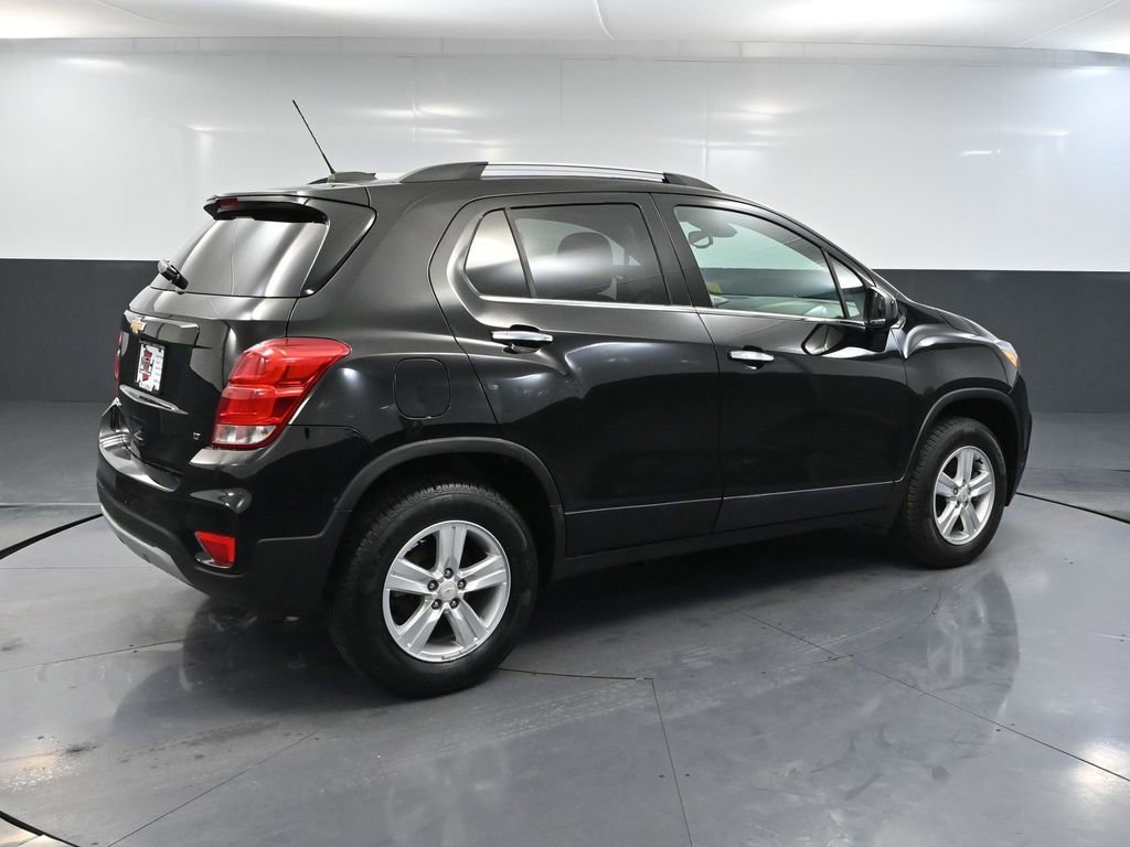 Used 2020 Chevrolet Trax LT w/ LT Convenience Package AWD/4WD image 4