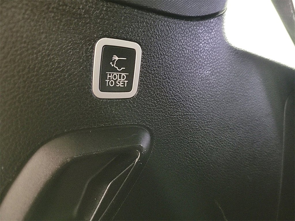 Used 2024 Jeep Wagoneer Series III image 29