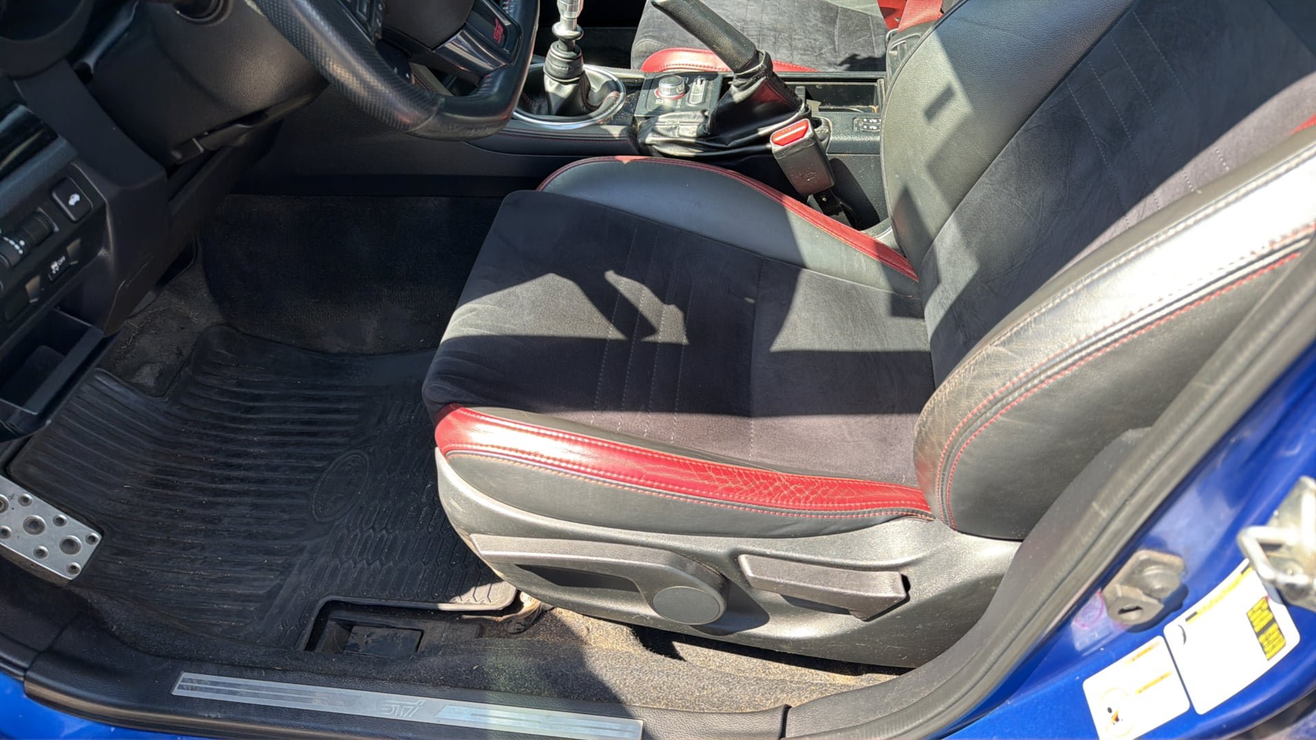 Used 2019 Subaru WRX STI AWD/4WD image 21