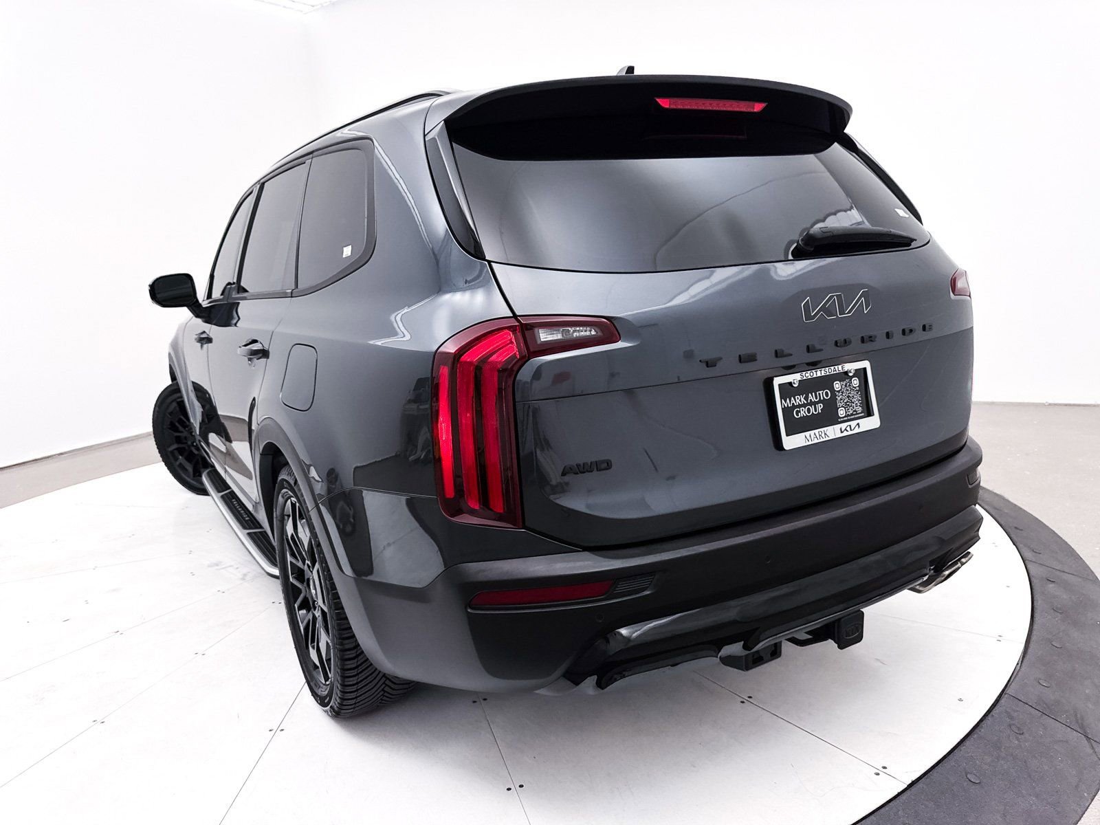 Used 2022 Kia Telluride SX w/ SX Prestige Package image 10