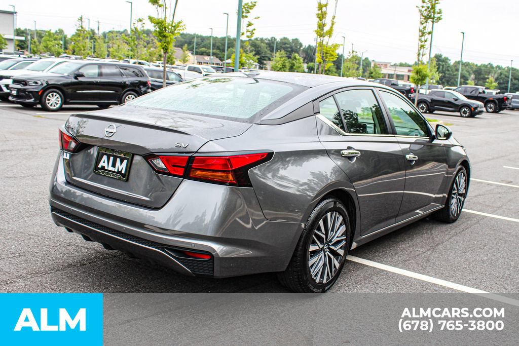 Used 2024 Nissan Altima 2.5 SV FWD image 5