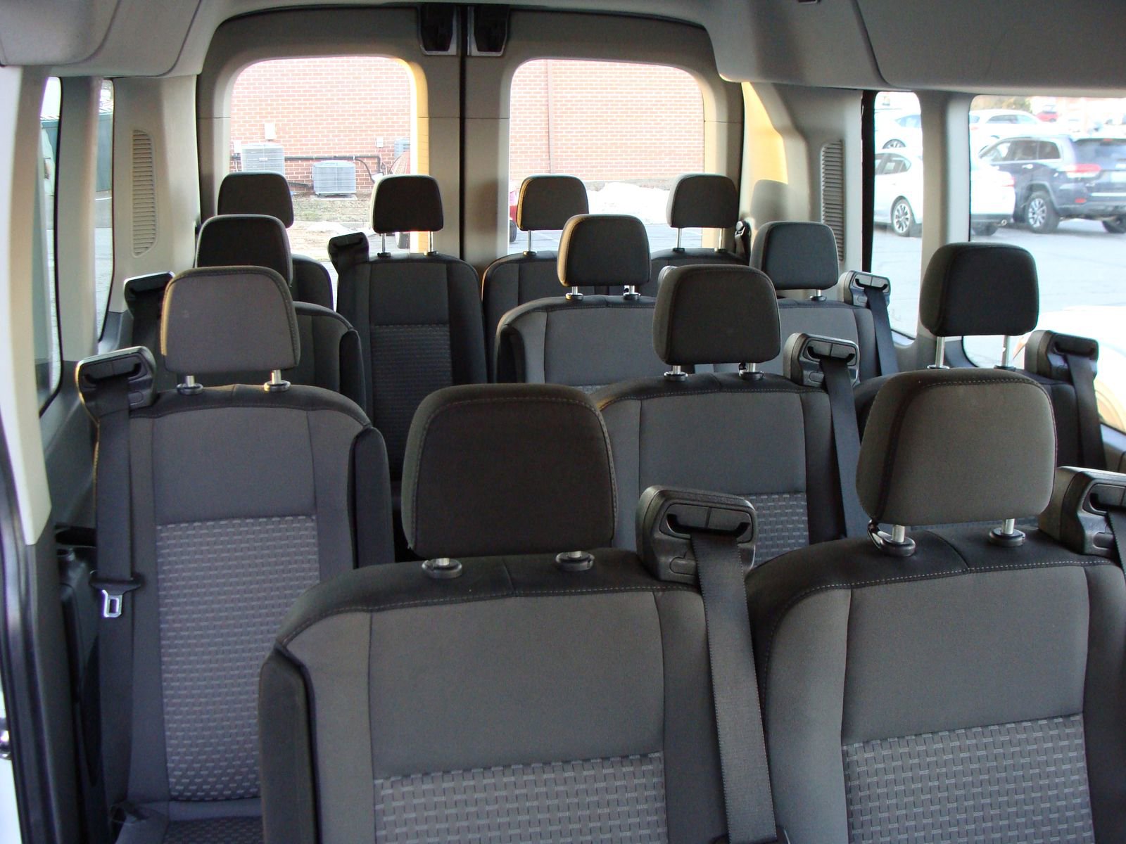 Used 2022 Ford Transit 350 XLT image 11