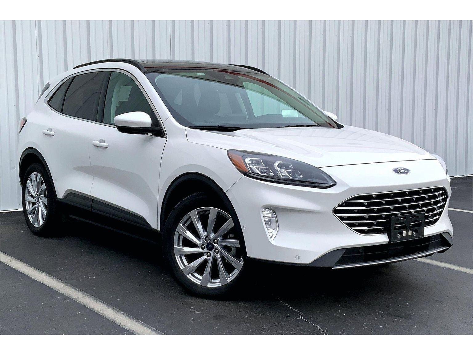 Used 2022 Ford Escape Titanium w/ Titanium Elite Package image 33