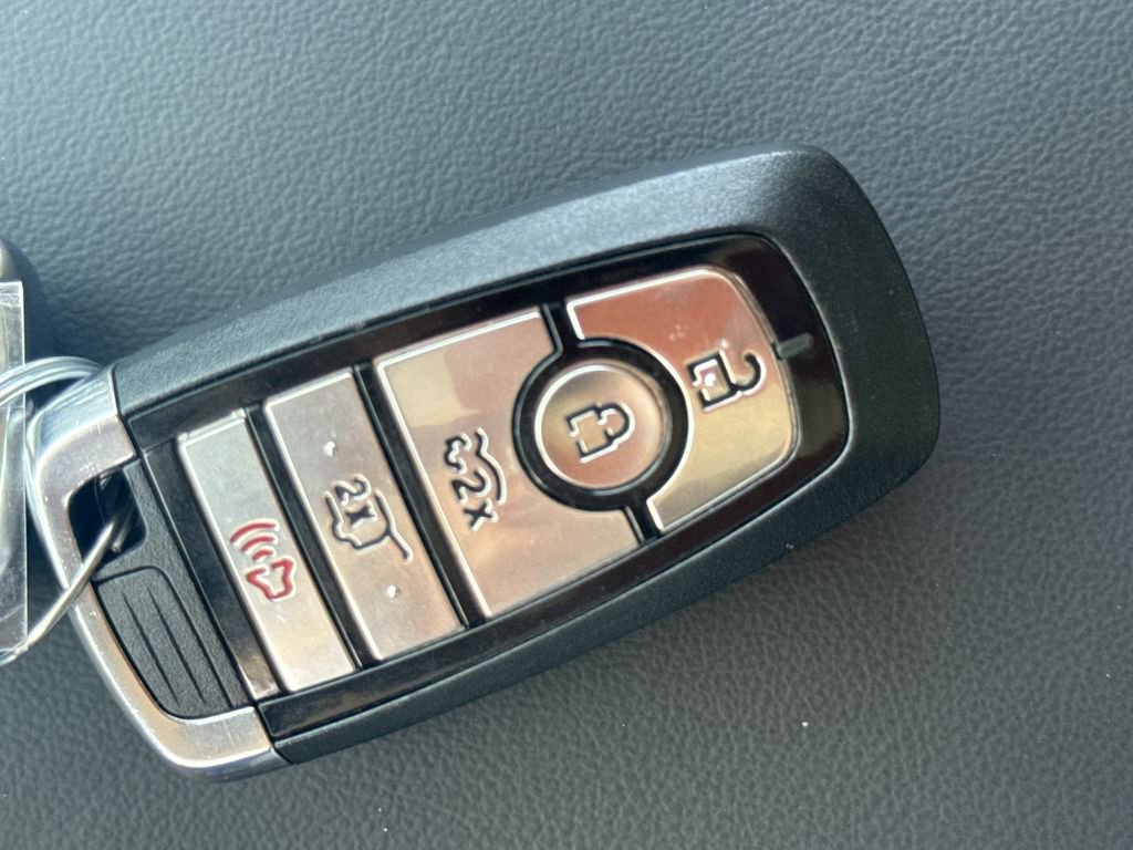 Used 2025 Ford Mustang Mach-E Premium image 37