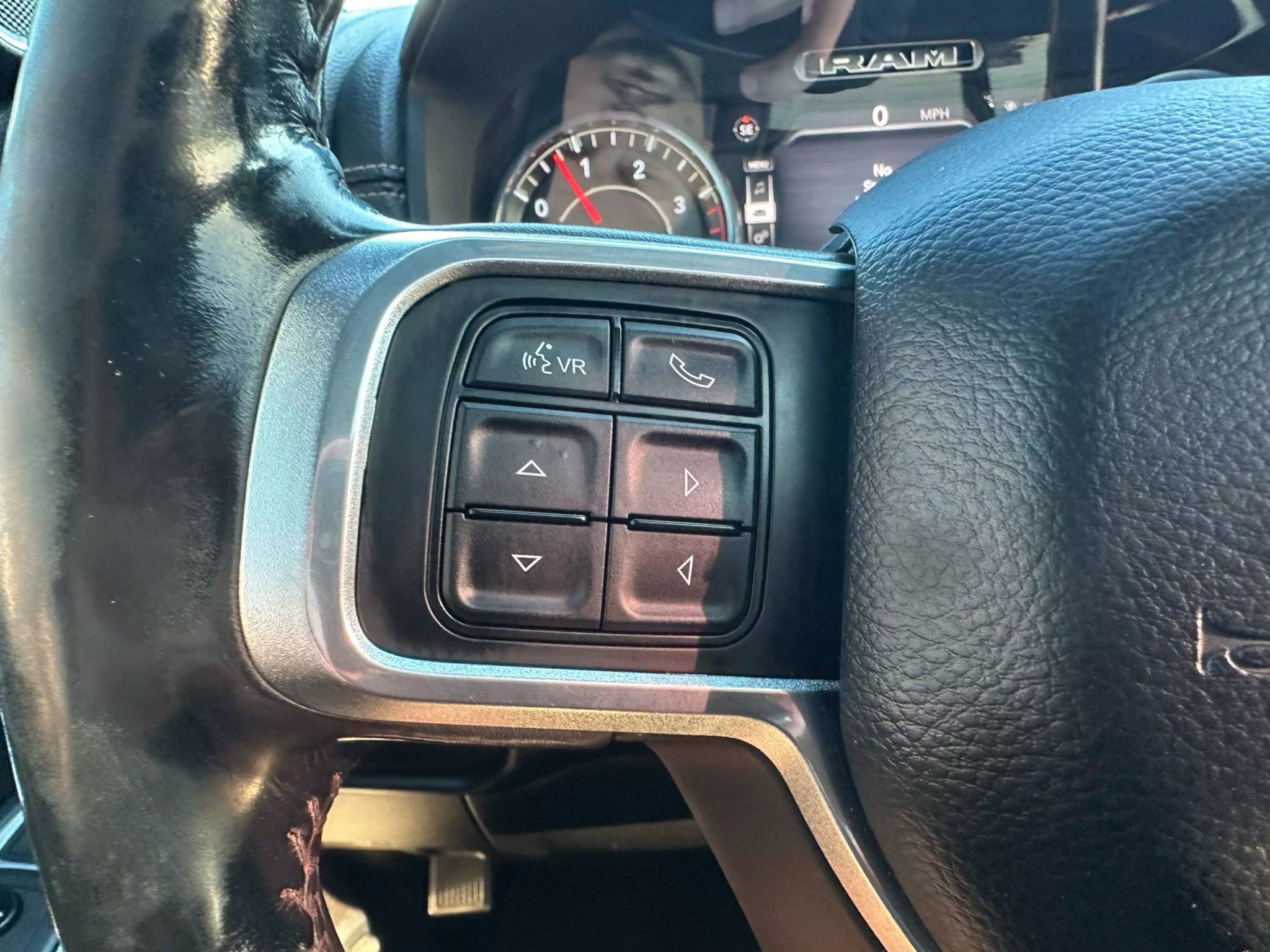 Used 2019 RAM 2500 Laramie image 44