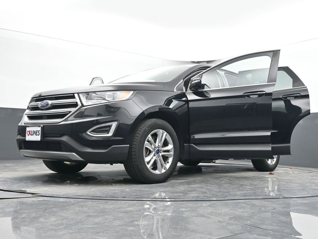 Used 2017 Ford Edge SEL w/ Equipment Group 201A image 71