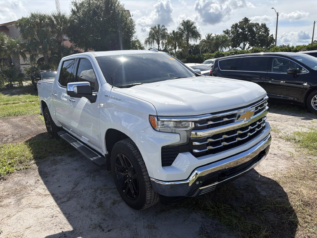 Used 2025 Chevrolet Silverado 1500 LTZ w/ Technology Package AWD/4WD image 1