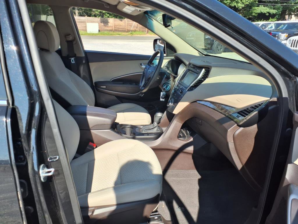 Used 2017 Hyundai Santa Fe Sport image 30