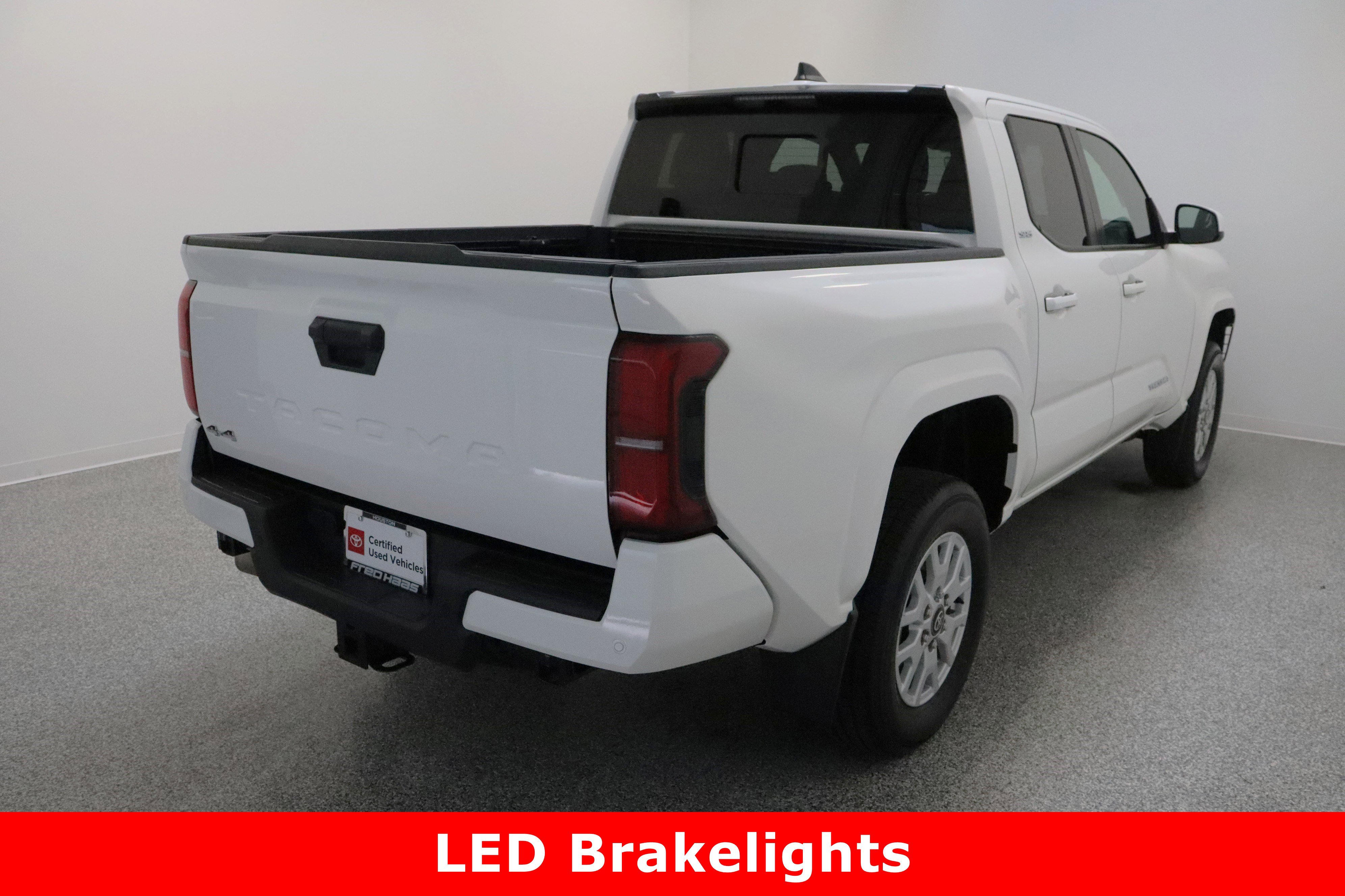 Certified 2024 Toyota Tacoma SR5 image 7
