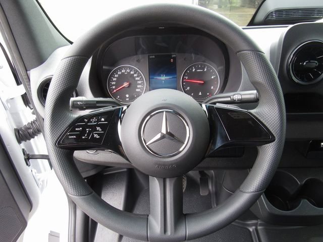 New 2025 Mercedes-Benz Sprinter 2500 image 25