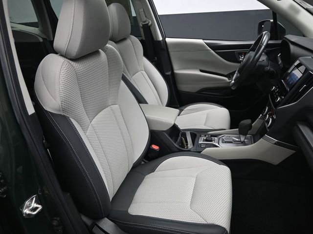 Used 2023 Subaru Forester Premium image 30