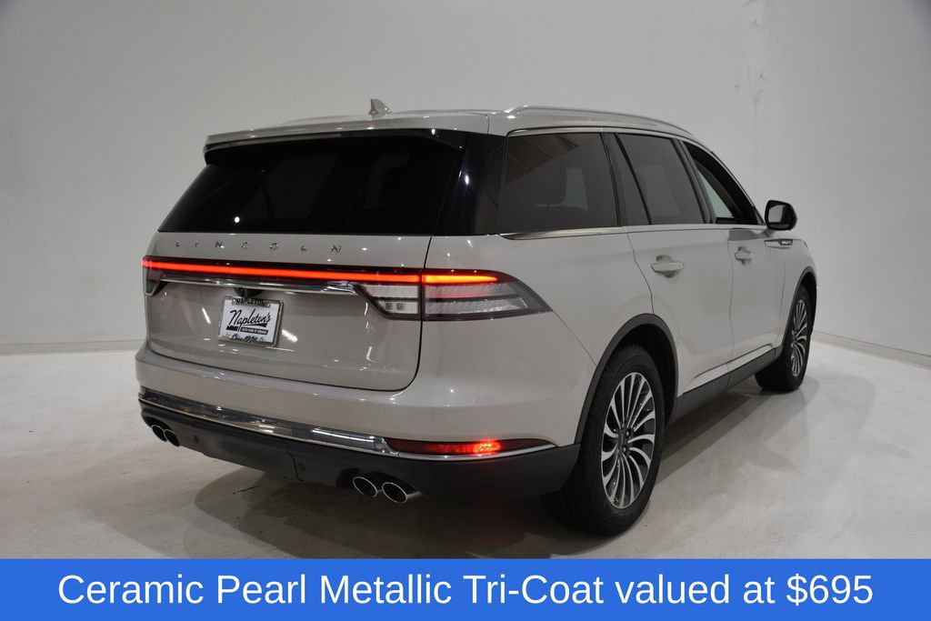 Used 2020 Lincoln Aviator Reserve w/ Elements Package Plus AWD/4WD image 4