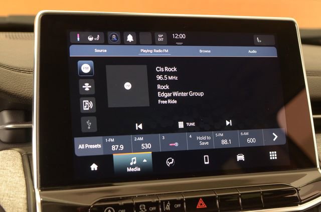 Used 2022 Jeep Compass Latitude image 29